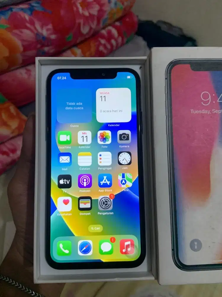 Iphone X 64gb semua kartu lancar sesuai iklan garansi