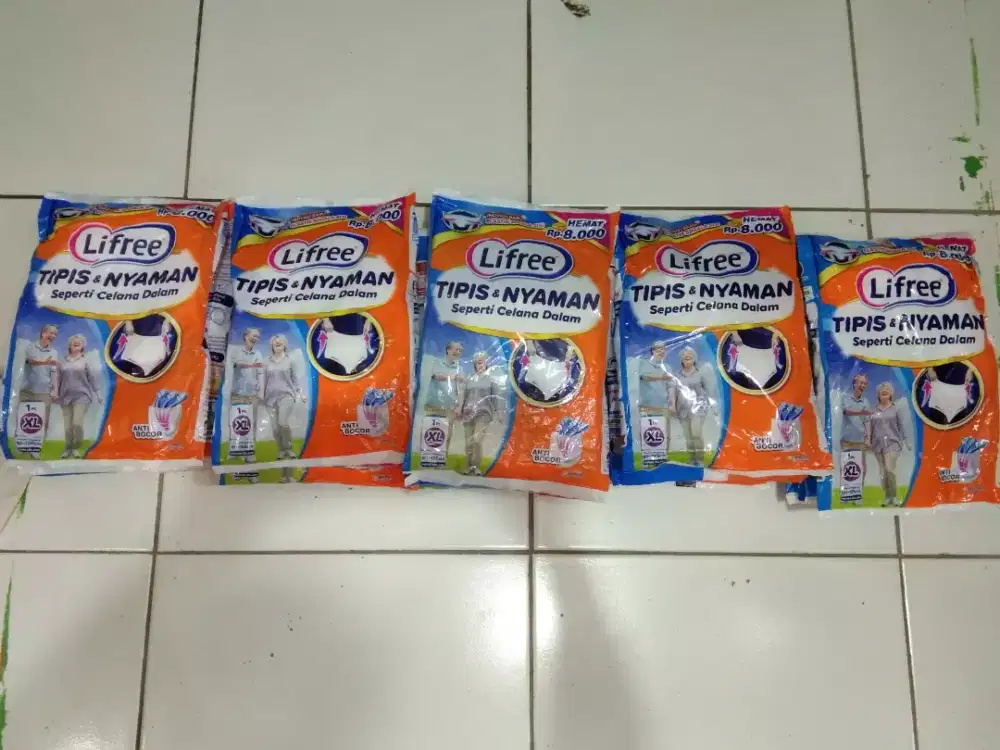 dijual popok dewasa merk lifree uk.XL