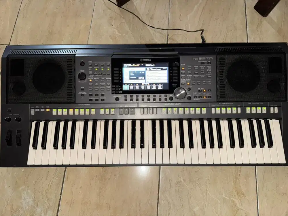Yamaha PSR S-970