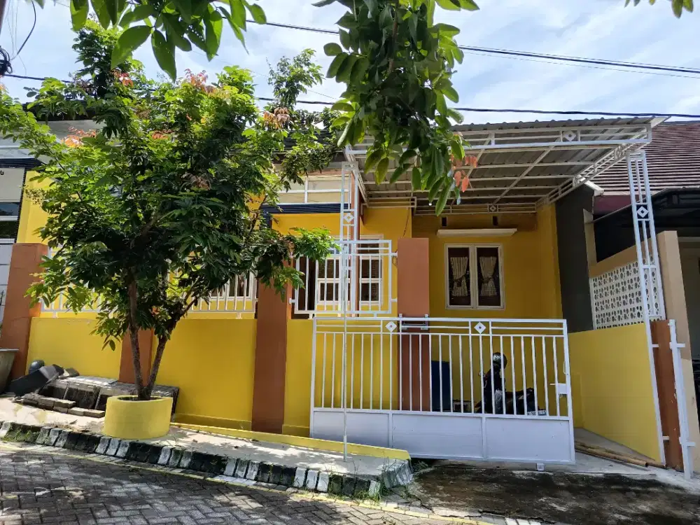 Disewakan rumah di perumahan Green Semesta Semarang