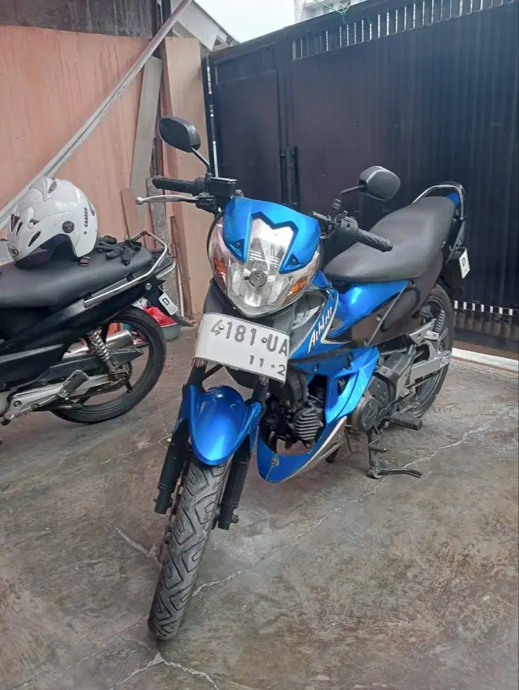 Tangan pertama Athelete Biru 2012 mulus