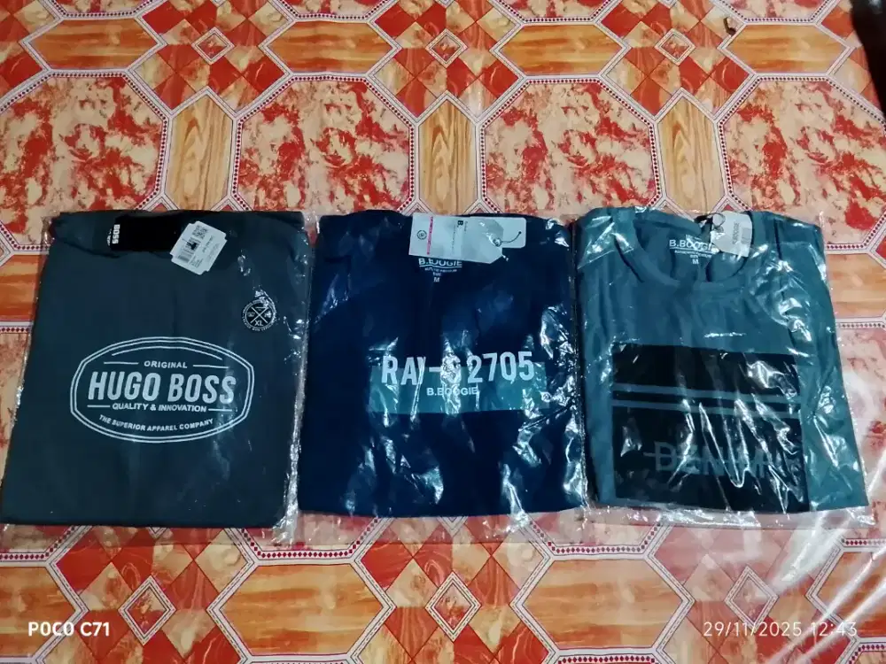 Kaos pria dewasa premium