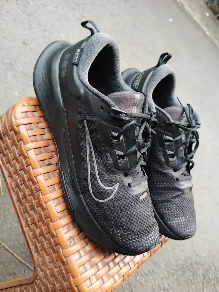 Jual Sepatu Nike trail juniper goretex original size 44 bisa byr cod