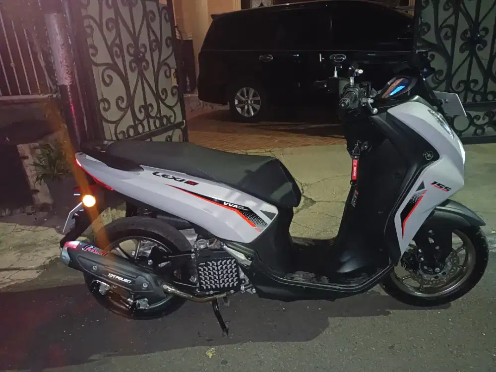 Yamaha Lexi LX 155 - Grey Doff