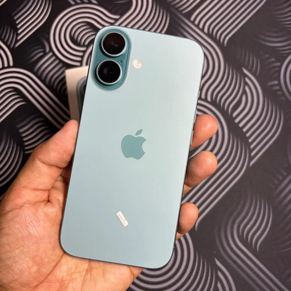 Apple iPhone 16 128GB Resmi iBox Garansi Panjang Sampai Oktober 2026