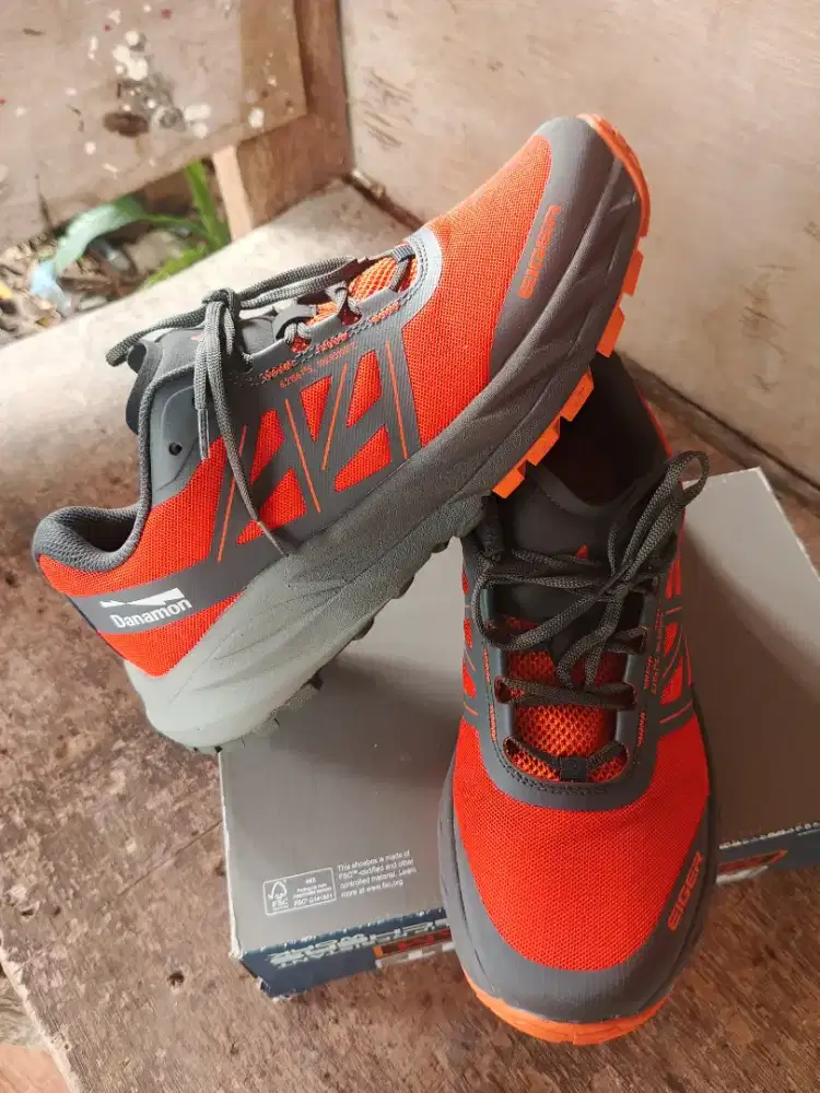 Jual Sepatu trail Eiger original size 41 bisa kirim bayar cod d tempt