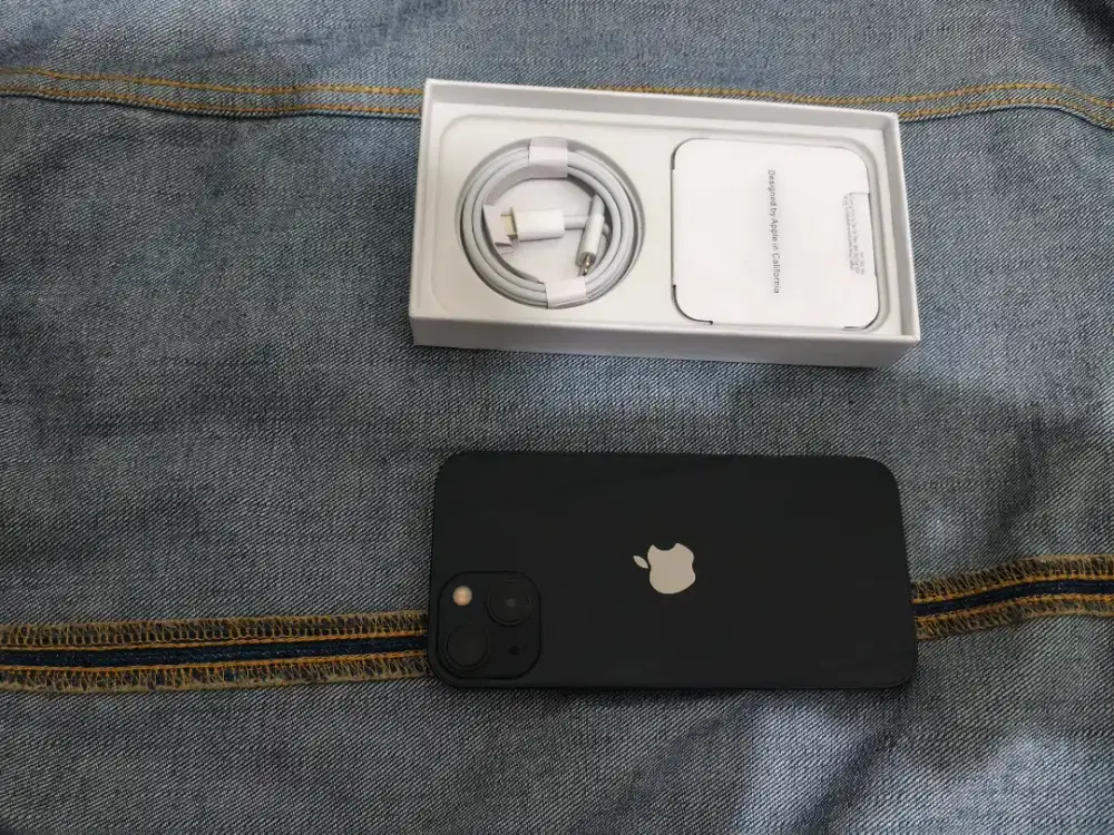 Iphone 13 128gb serta merta baru