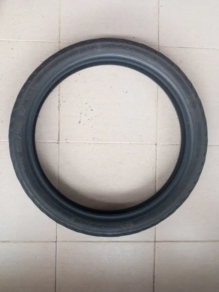 Ban Tubeless MICHELIN Ring 17