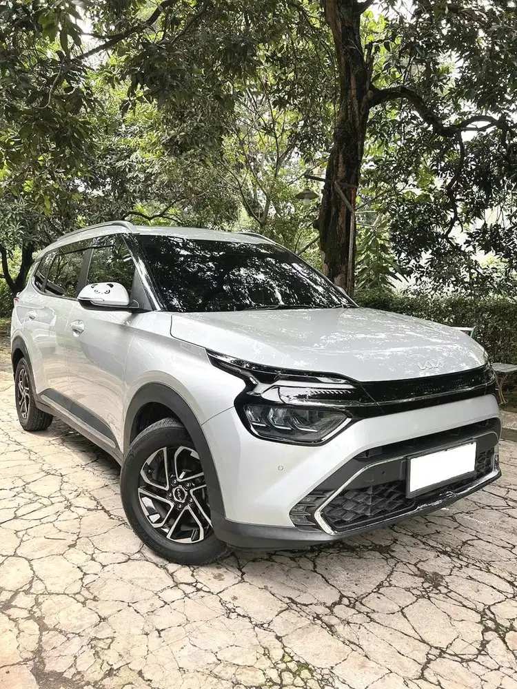 Jual Cepat KIA CARENS 2023 Kilo Meter Rendah 17.000 KM