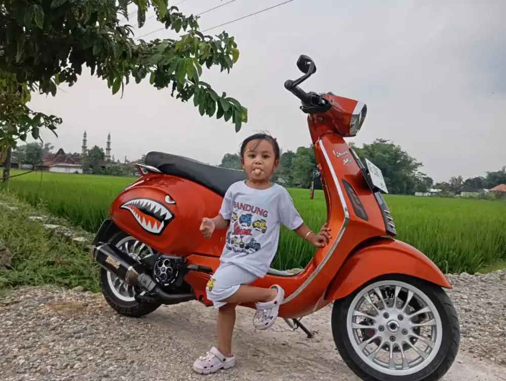 Vespa sprint 3v 2015