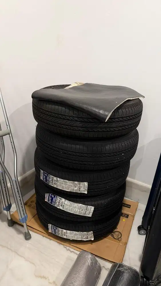 Bridgestone Dueler H/L  195/80R15 suzuki jimny