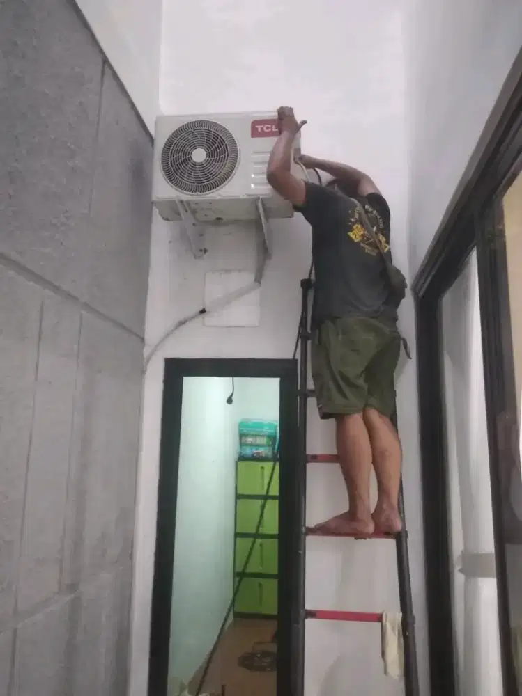 SERVIS AC MESIN CUCI KULKAS DLL