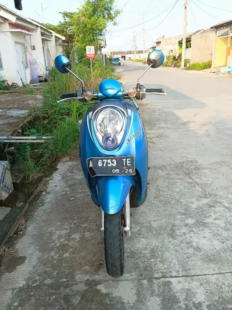 Honda Scoopy 2011