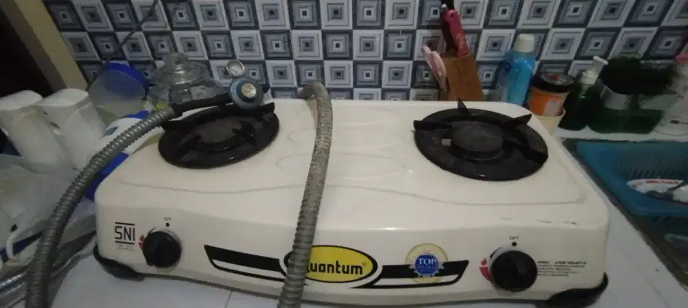Kompor gas quantum 2 tungku