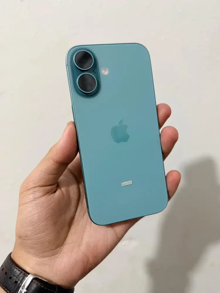 iPhone 16 128gb iBox