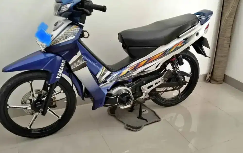 Dijual Motor Yamaha F1ZR Th 2004 Pajak On