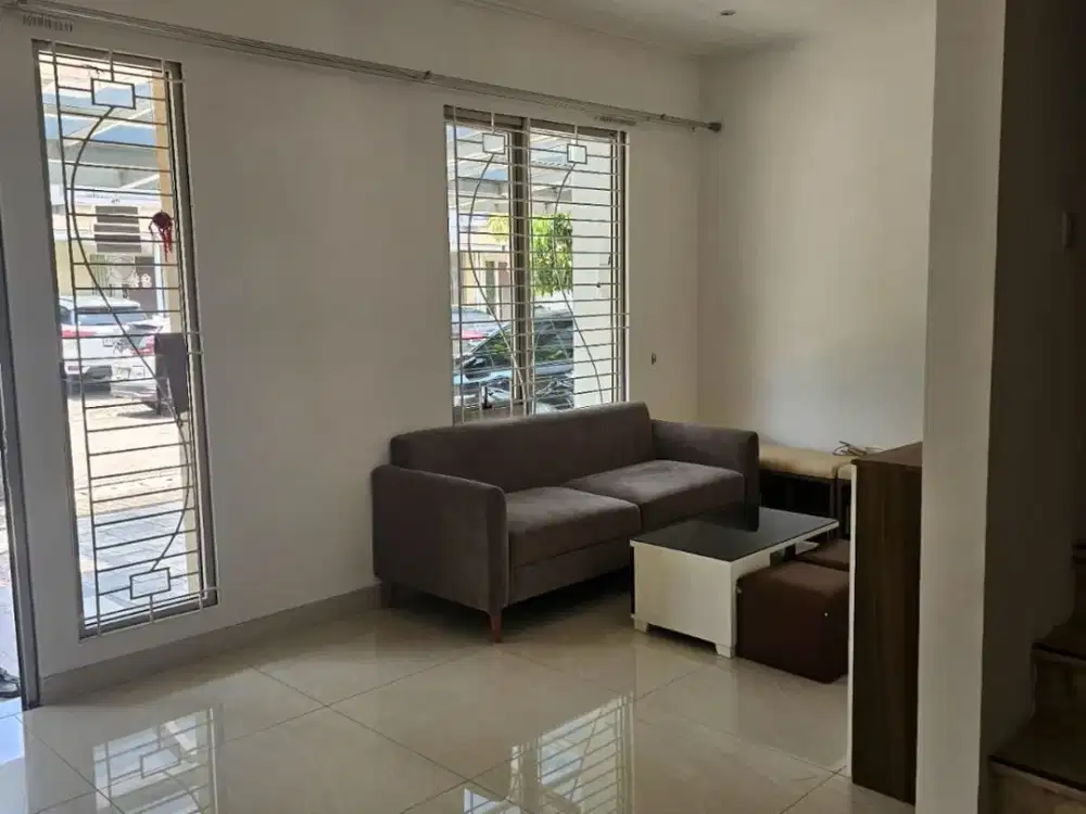 Disewakan Rumah Golf Island 6x15 Furnish 2 Lantai Harga 160 jt/thn