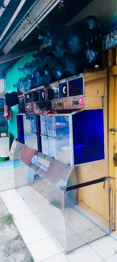 MESIN AIR ISI ULANG DAMISIU