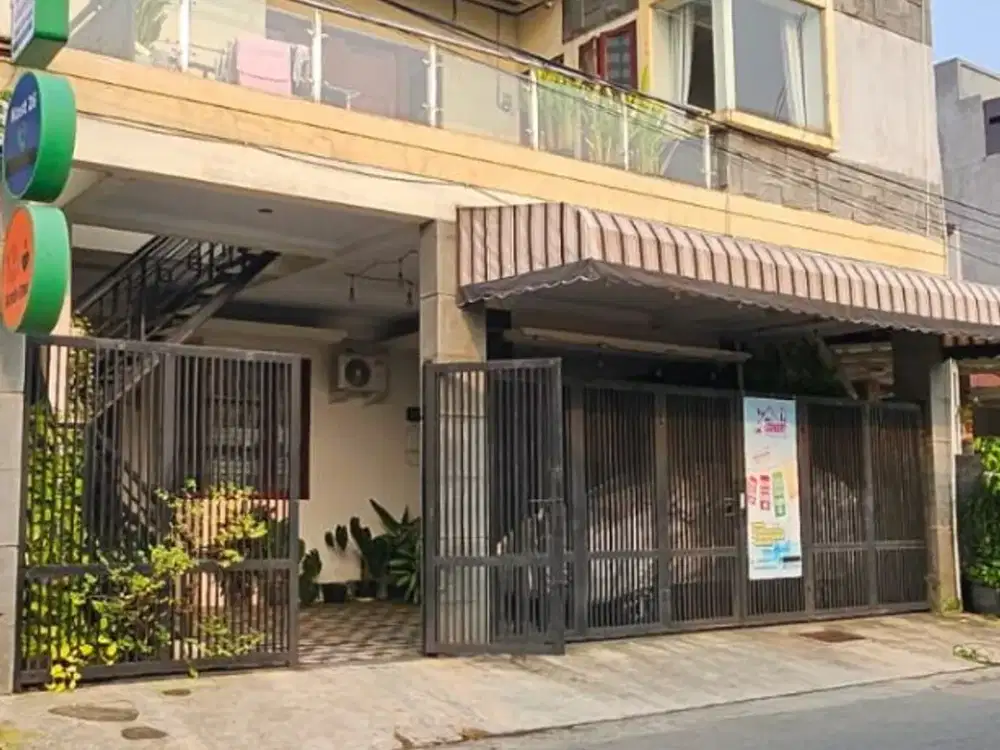 Dijual Rumah Mewah 2 Lantai di Kelapa Dua Tangerang