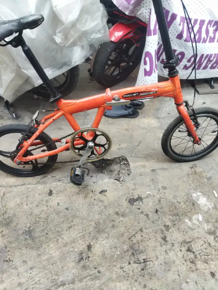 sepeda lipat pocket rocket