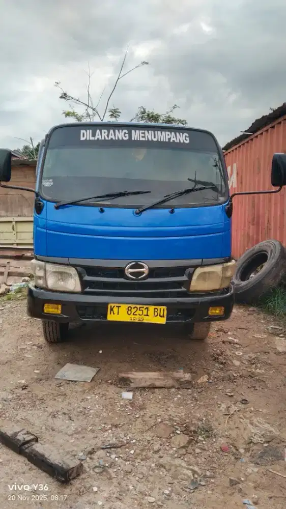 DJual Hino 130 hd truk tangki 5000 L 2014