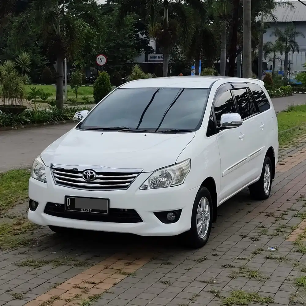 ANTIK, Innova G 2.0 AT 2012 Putih