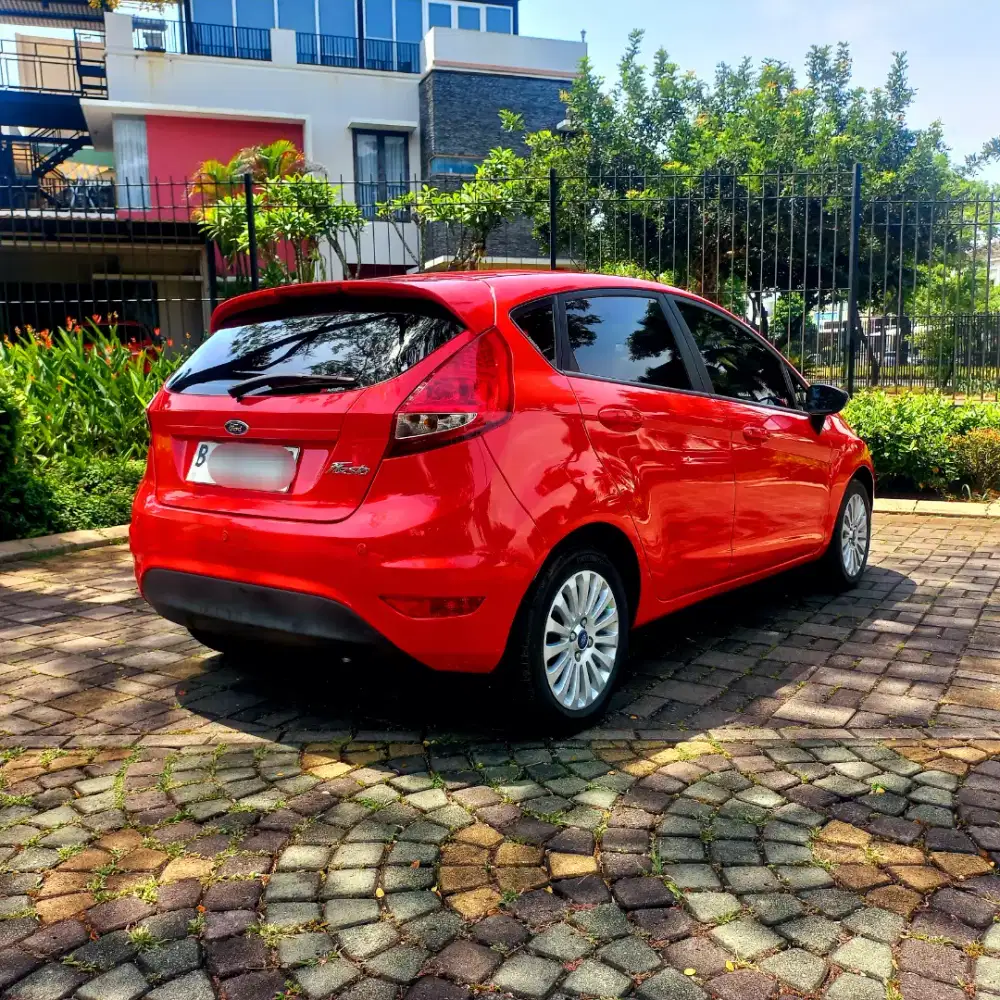 Ford fiesta 1.4 at 2012