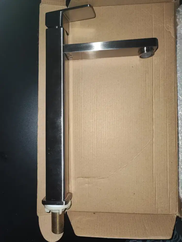 Kran wastafel tinggi 30cm