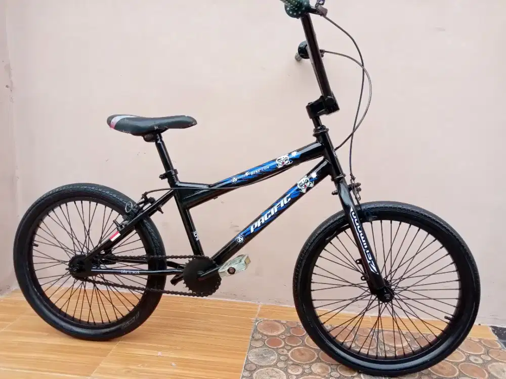 Sepeda BMX Ukuran 20. Noken MULUS Siap Pakai, Lok Kemiling B.lampung