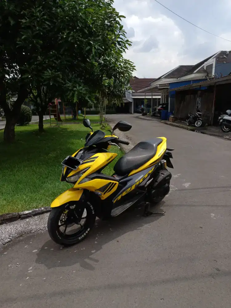 Jarang Ada Sangat Istimewa Yamaha Aerox 155 2017 Kuning D Kodya
