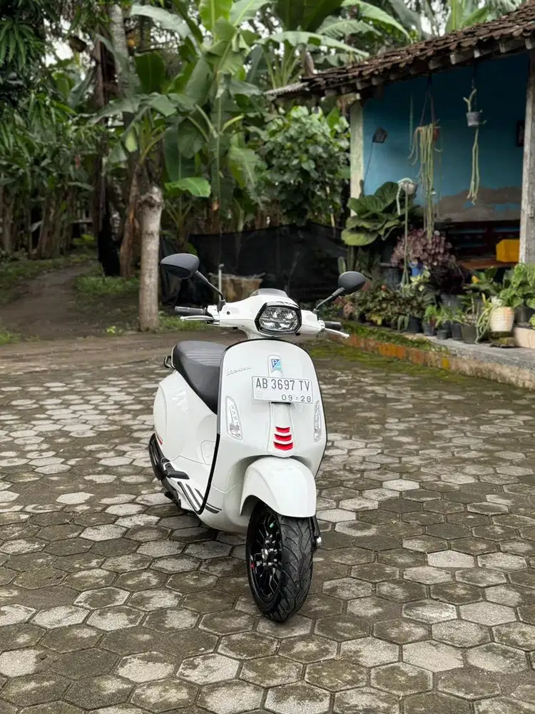 Vespa sprint S 2023 plat AB bantul