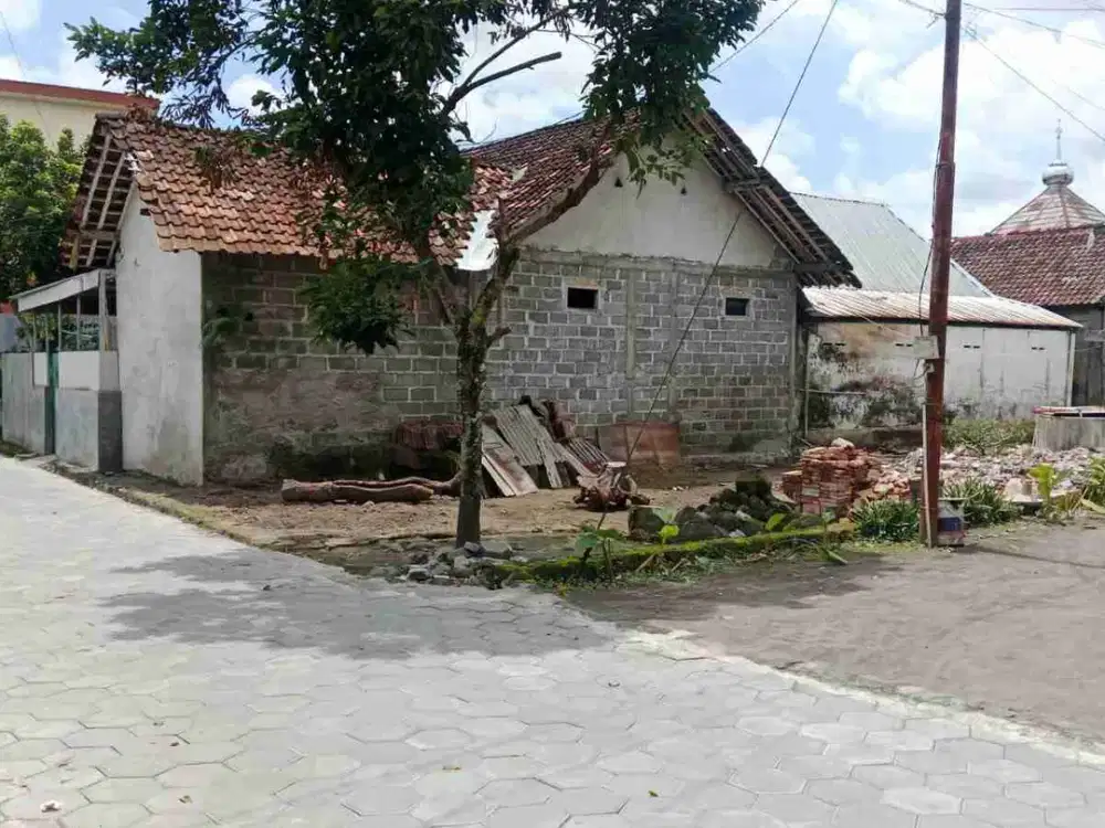 Pekarangan di Maguwoharjo dekat Instiper dan Jogja Bay