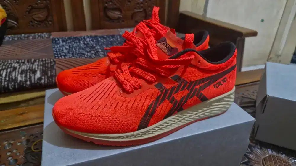 Sepatu asics running size 42.5