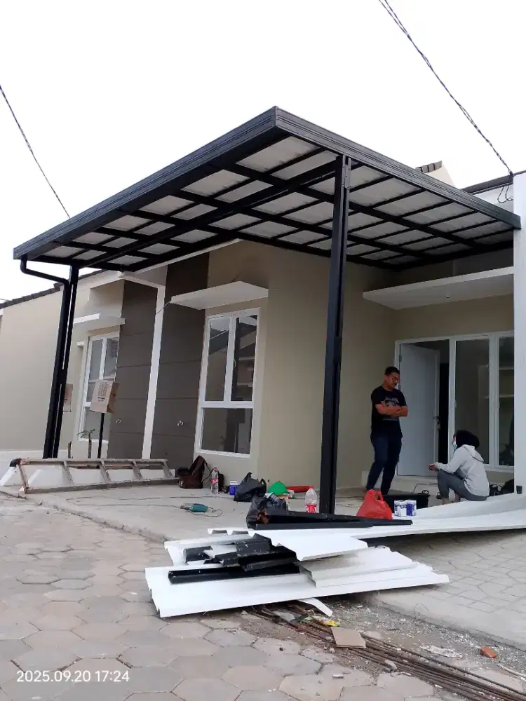 Pasang kanopi baja ringan