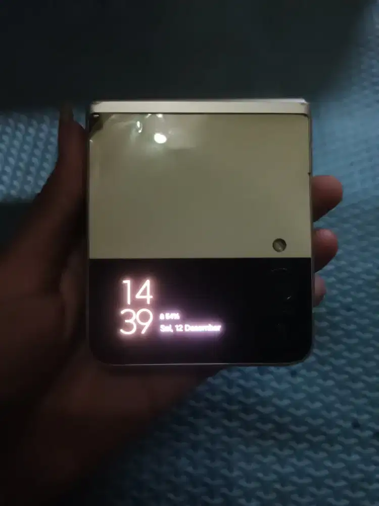 Samsung z flip 3 minus lcd