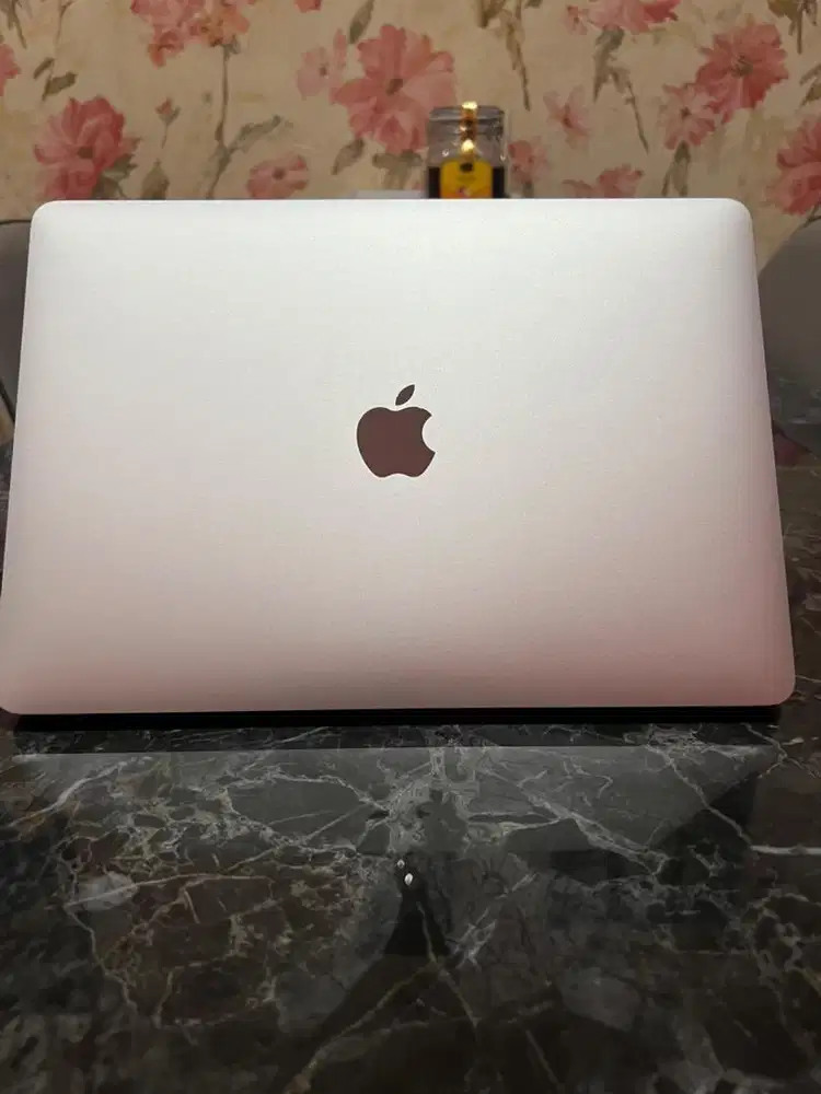 Dijual Istimewa Macbook Pro M2 ex Digimap