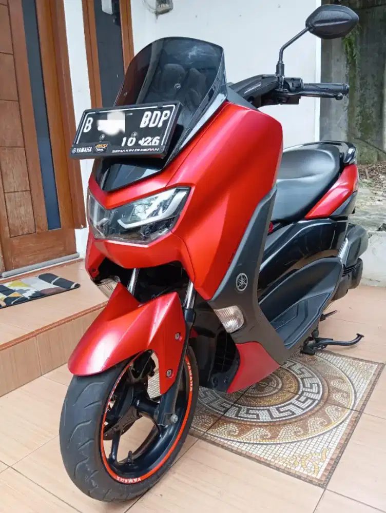 YAMAHA NMAX NEW GRESS LOW KM 11rb TUKER TAMBAH MATIC
