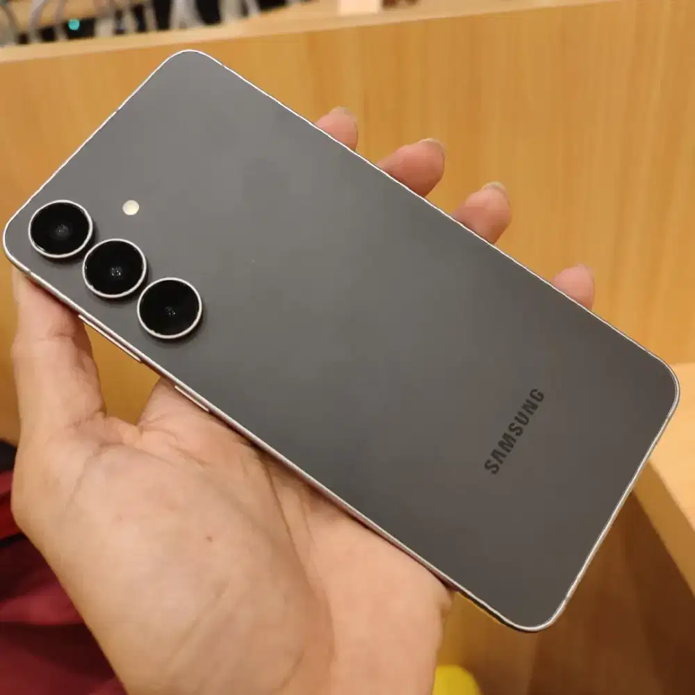 Samsung Galaxy S25 FE 8/256 SEIN Unit Only