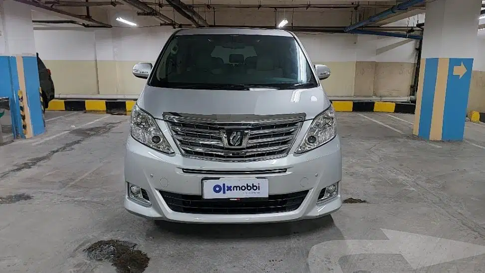 LOW DP Toyota Alphard 2.4 G Bensin-AT 2013 KYI