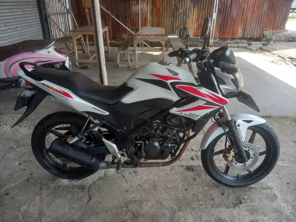 DIJUAL HONDA CB 150 R 2014