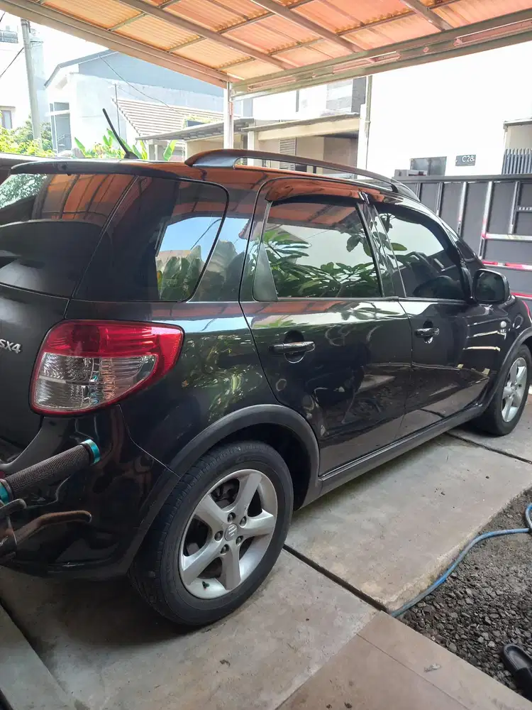 Suzuki SX4 2010 Bensin
