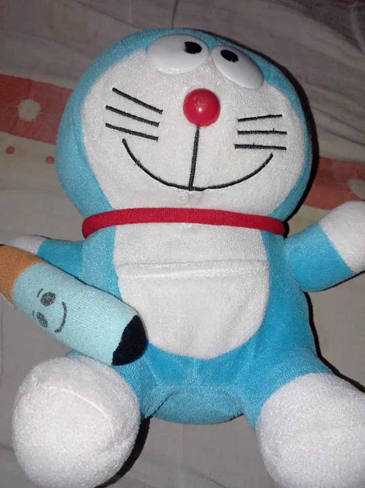 BONEKA DORAEMON BIRU LUCU