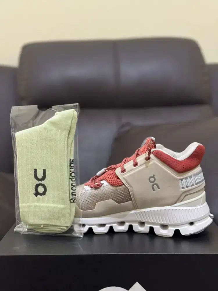 On Cloud (40) sport/running