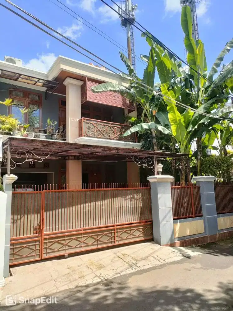 Dijual Rumah 2Lantai Di Tulodong Bawah Kebayoran Baru Jakarta Selatan