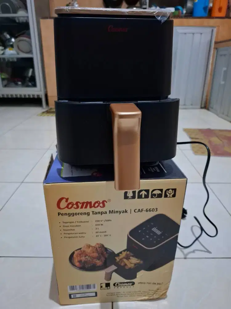 Air fryer Cosmos CAF 6603 seperti baru