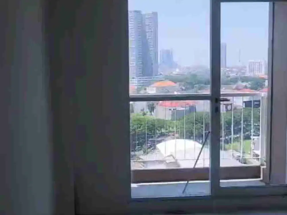 DI SEWAKAN Murah‼️Unit  Apartemen Puncak Dharmahusada Tw.C 2BR Besar Kosongan + 3AC