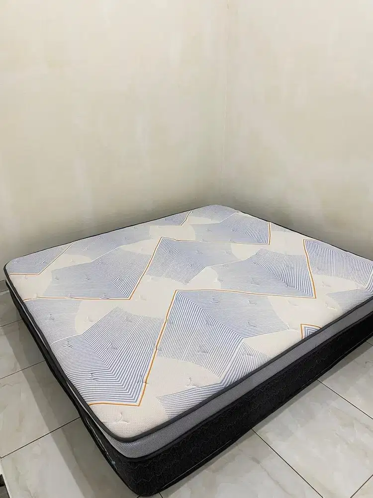 SPRINGBED IN THE BOX X (PLUSH TOP)