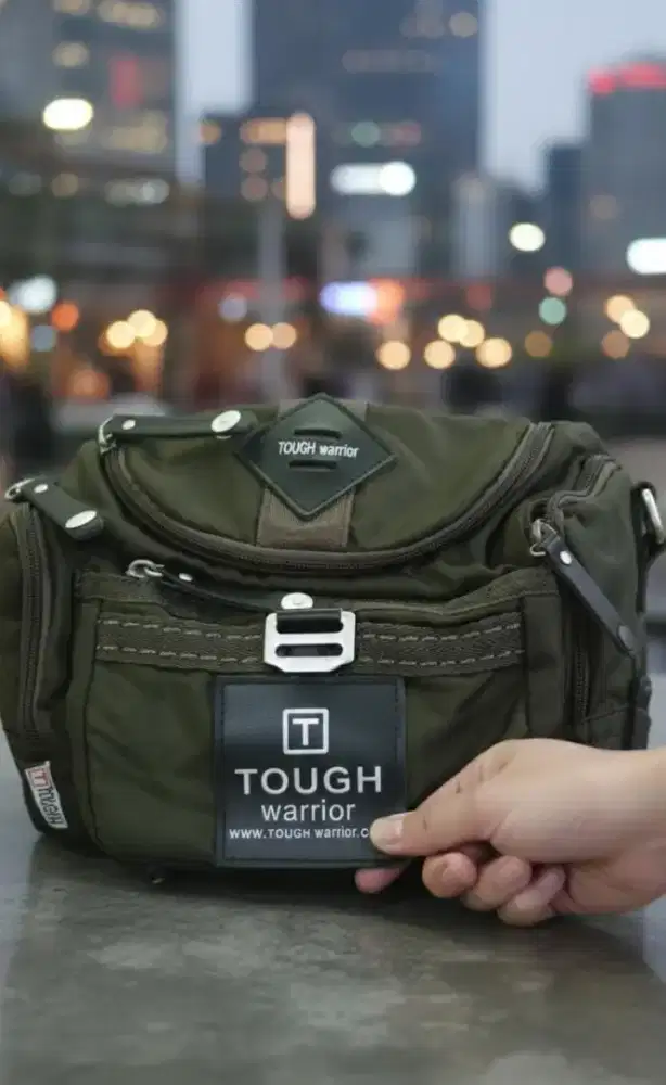 Tas Pinggang/Sling Bag Tough Warrior