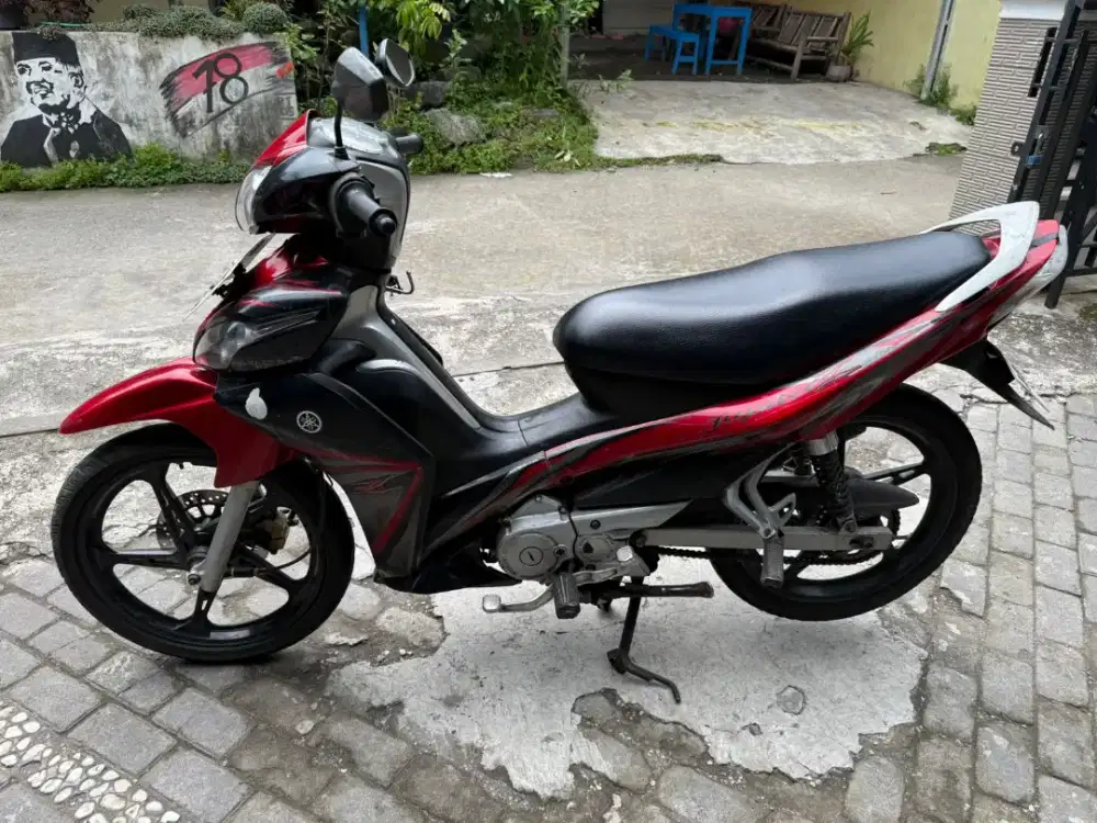Jupiter Z THN 2010 plat AB Bantul