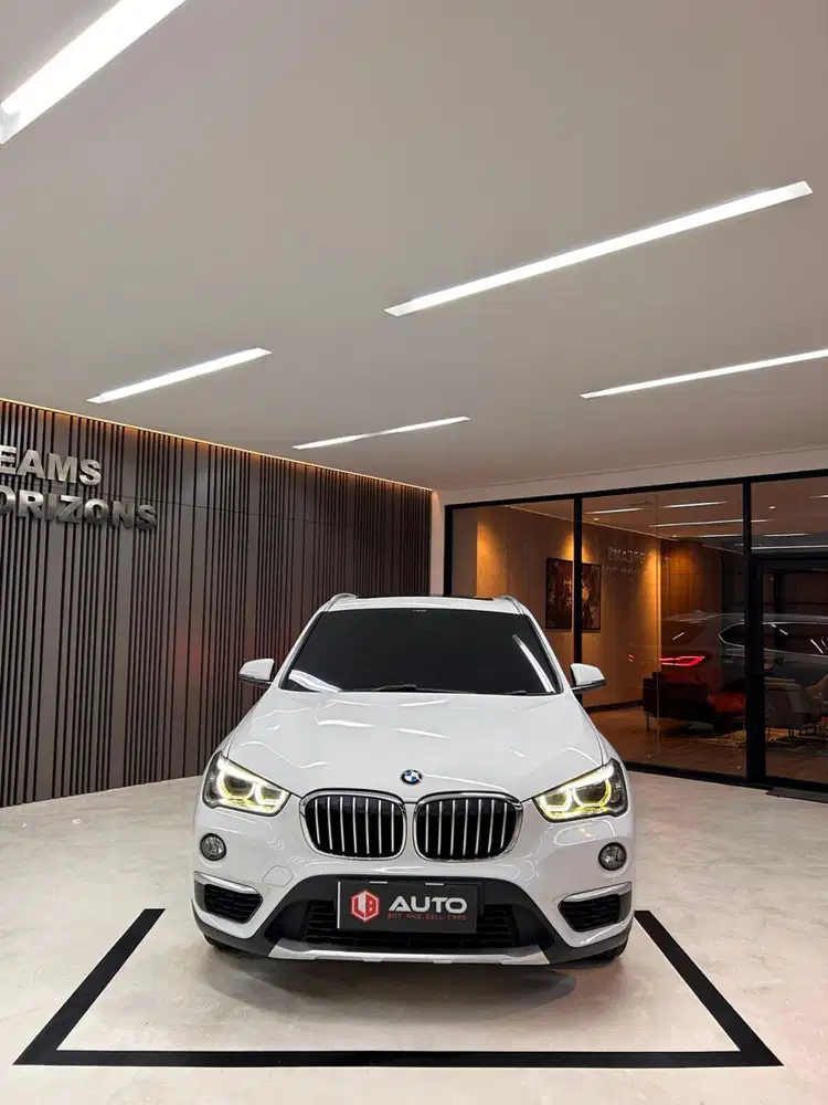 BMW X1 SDrive1.8i xLine AT Panoramic 2019 Putih Nik 2018 B888JAZ